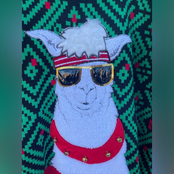 Cool Llama Christmas Sweater - Picture 6 of 6